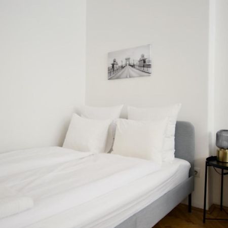 Standard Apartment By Hi5 - Petofi 12 Budapešť Exteriér fotografie